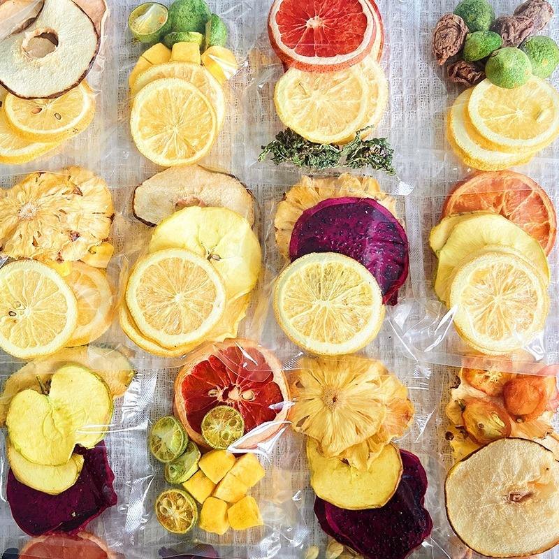 Queen Tee's Premium Freeze-Dried Fruit Tea Slices Packages