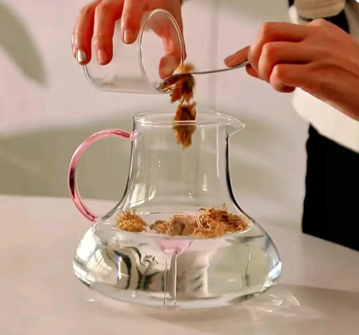 Borosilicate Glass Teapot With Pink Heart Decor Transparent Water Pitcher Filter