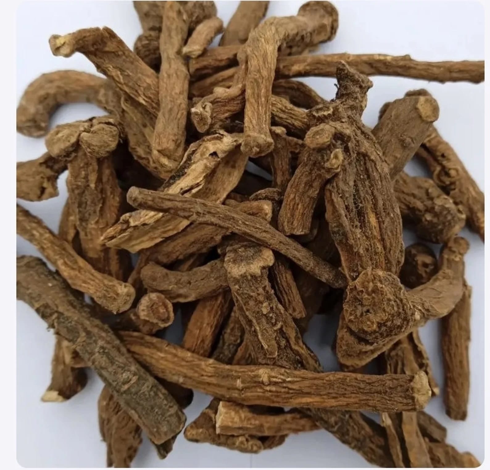 Queen Tee's Premium Dandelion Root 1oz